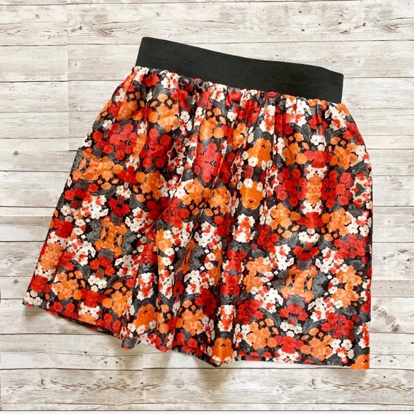 Kensie Floral Skirt - Picture 3 of 11